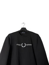 Lade das Bild in den Galerie-Viewer, Fred Perry Pullover - L
