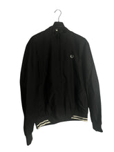 Lade das Bild in den Galerie-Viewer, Fred Perry Jacke - L
