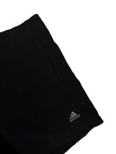 Lade das Bild in den Galerie-Viewer, Adidas Shorts - XL
