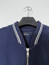 Lade das Bild in den Galerie-Viewer, Fred Perry Sweatshirt Jacke
