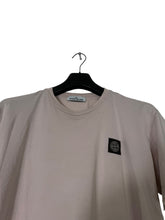Lade das Bild in den Galerie-Viewer, Stone Island T-Shirt - M
