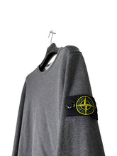 Lade das Bild in den Galerie-Viewer, Stone Island Pullover - L
