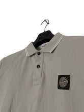 Lade das Bild in den Galerie-Viewer, Stone Island Polo - L
