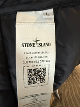 Lade das Bild in den Galerie-Viewer, Stone Island Weste - L
