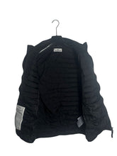 Lade das Bild in den Galerie-Viewer, Stone Island Weste - M
