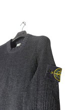 Lade das Bild in den Galerie-Viewer, Stone Island Pullover - M
