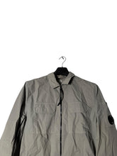 Lade das Bild in den Galerie-Viewer, CP Company Overshirt
