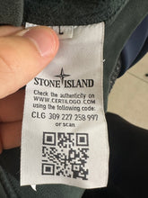 Lade das Bild in den Galerie-Viewer, Stone Island Pullover

