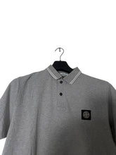 Lade das Bild in den Galerie-Viewer, Stone Island Polo - XL
