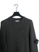 Lade das Bild in den Galerie-Viewer, Stone Island Strickpullover - M
