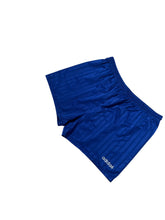 Lade das Bild in den Galerie-Viewer, Adidas Vintage Shorts - XXL

