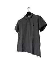 Lade das Bild in den Galerie-Viewer, Stone Island T-Shirt - L
