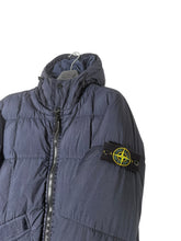 Lade das Bild in den Galerie-Viewer, Stone Island Daunenjacke - L
